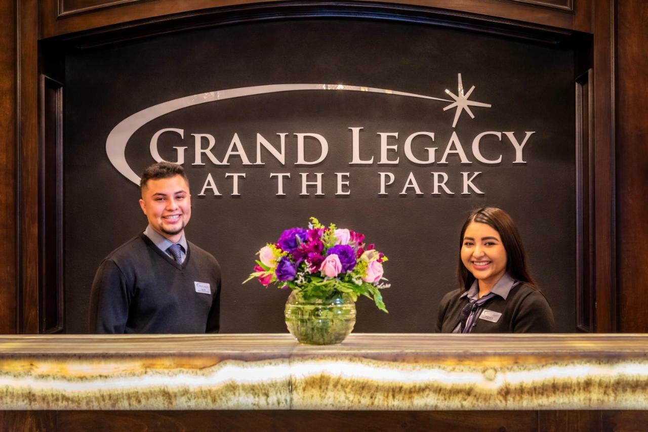 Hotel Grand Legacy At The Park Anaheim Exterior foto